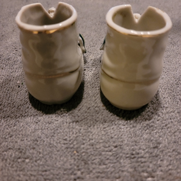 Vintage Porcelain Baby Booties - Picture 6 of 6